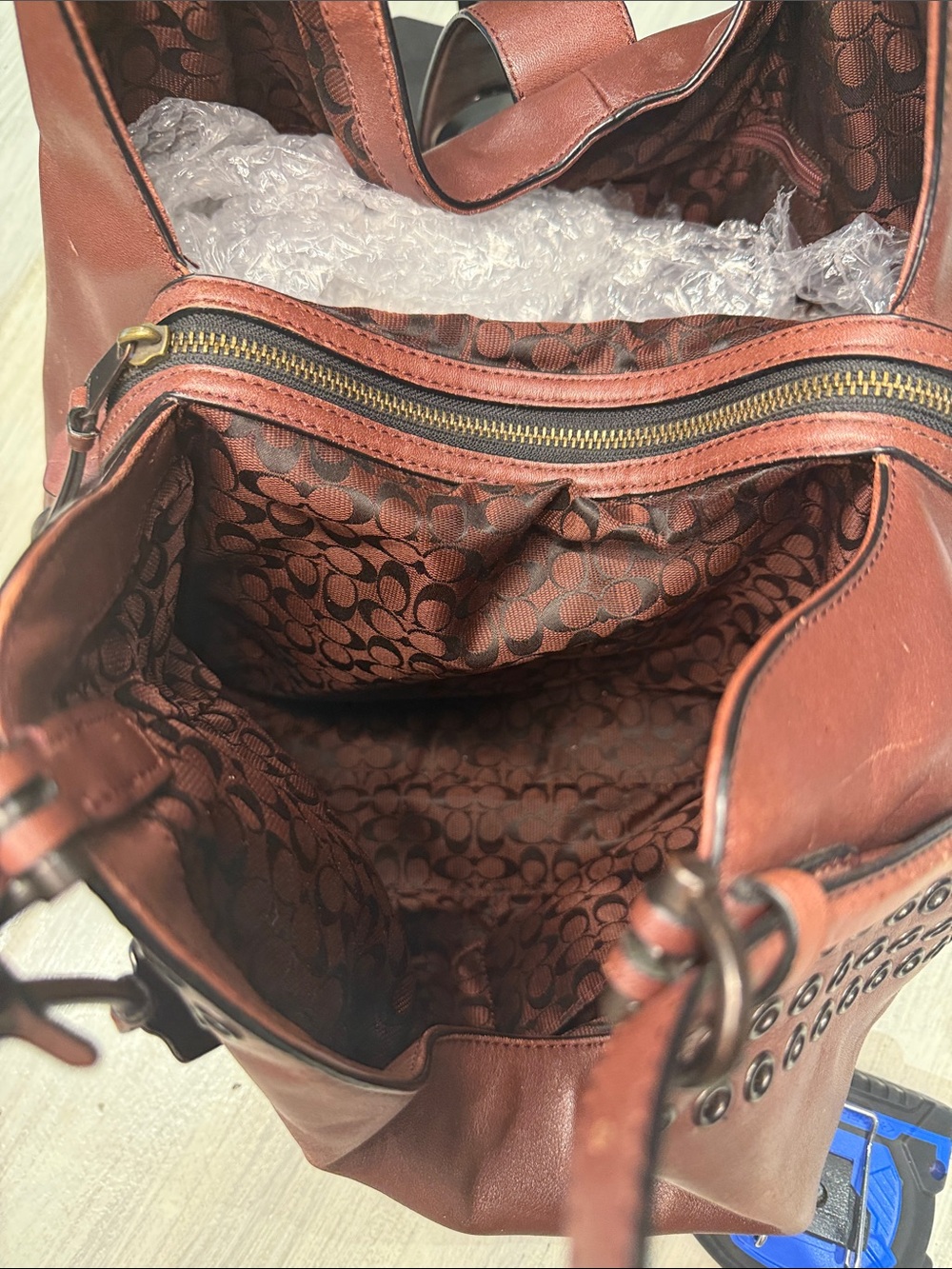 Coach Madison Large Studded Leather Hobo Brown - Picture 11 of 16